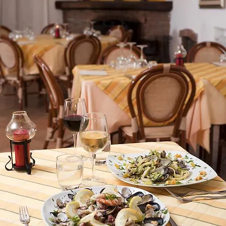 Отель Poggio Del Sole 3*