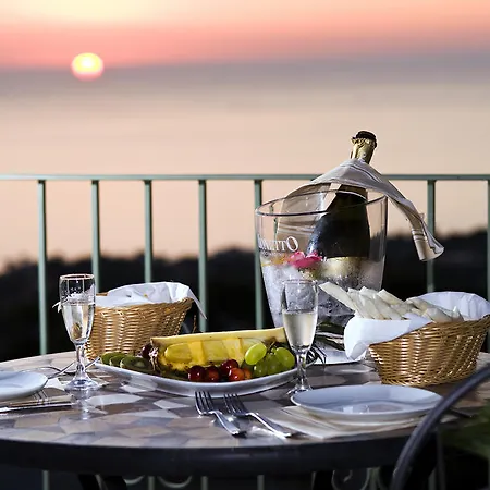 Poggio Del Sole 3* Forio (Isola d'Ischia)