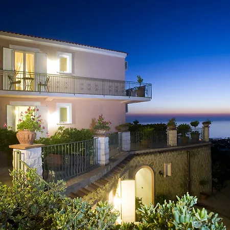 Poggio Del Sole 3* Форио